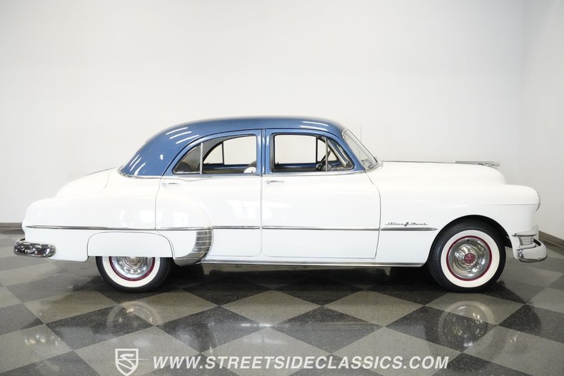 Unknown-Silver-streak-1950-White-Blue-23