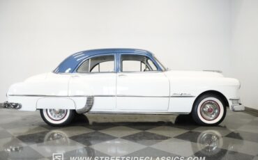 Unknown-Silver-streak-1950-White-Blue-24