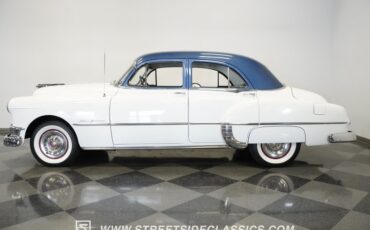 Unknown-Silver-streak-1950-White-Blue-36