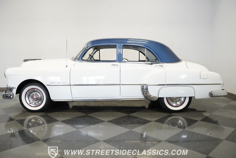 Unknown-Silver-streak-1950-White-Blue-36