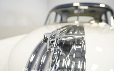 Unknown-Silver-streak-1950-White-Blue-44