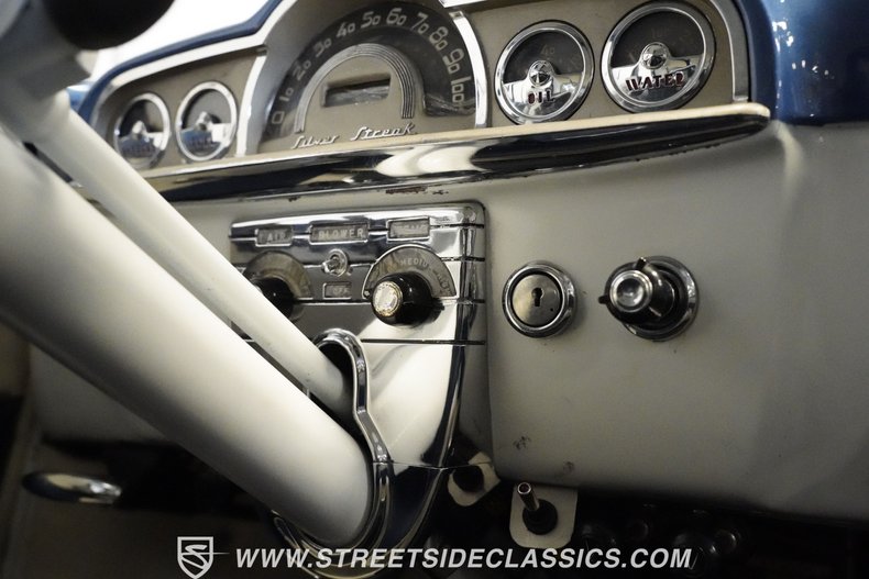 Unknown-Silver-streak-1950-White-Blue-49