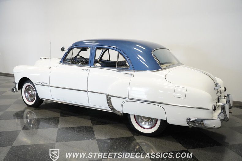 Unknown-Silver-streak-1950-White-Blue-5