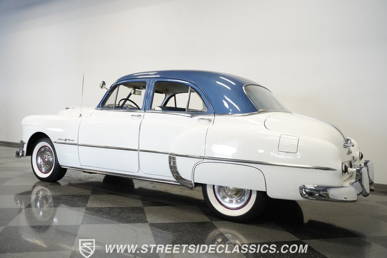 Unknown-Silver-streak-1950-White-Blue-6