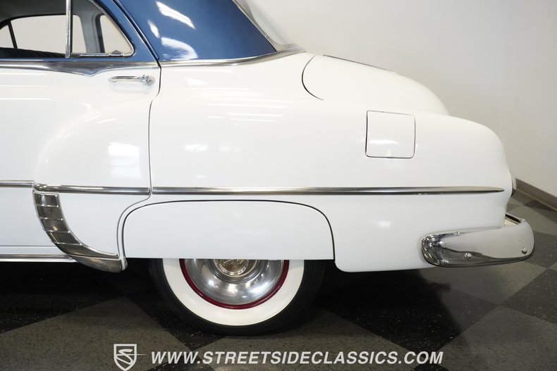 Unknown-Silver-streak-1950-White-Blue-8