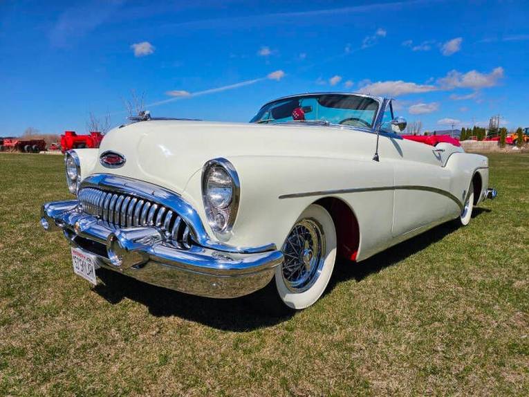 Unknown-Skylark-1953-white-red-11
