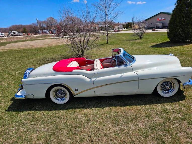 Unknown-Skylark-1953-white-red-16