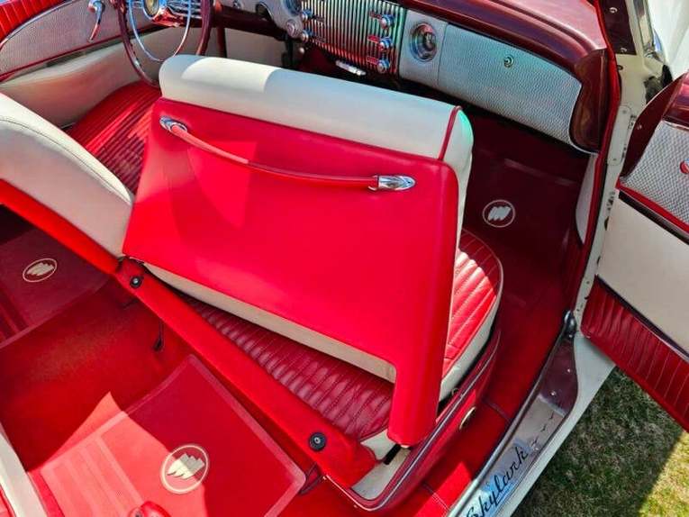 Unknown-Skylark-1953-white-red-24