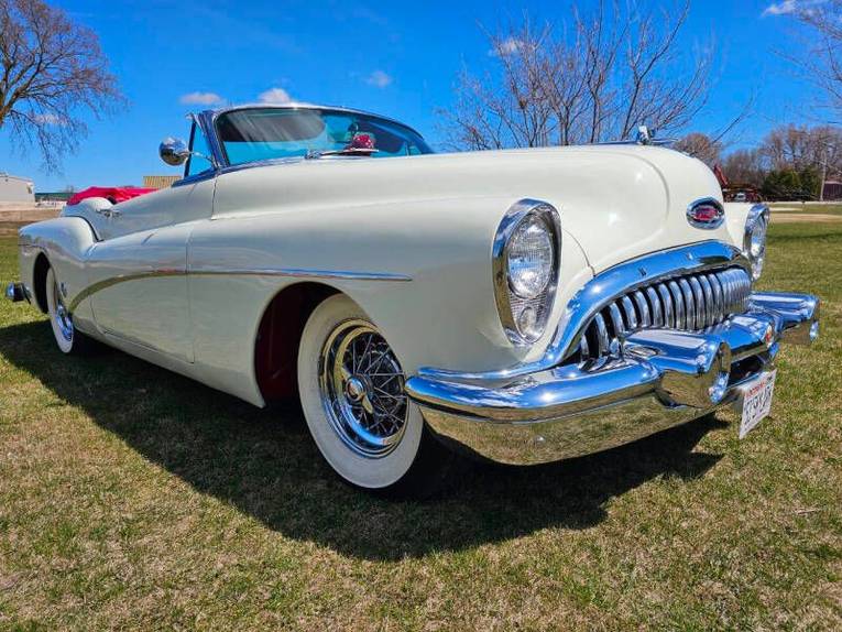 Unknown-Skylark-1953-white-red-4