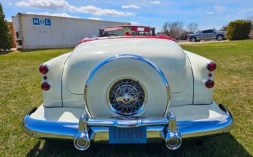 Unknown-Skylark-1953-white-red-8