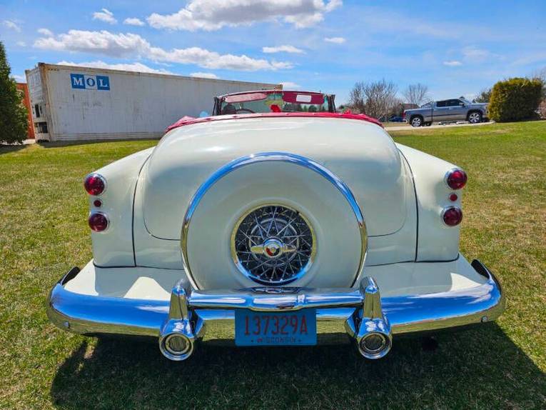Unknown-Skylark-1953-white-red-8