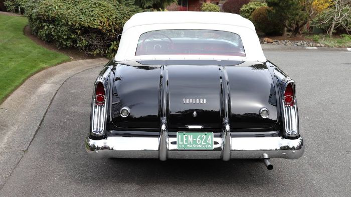Unknown-Skylark-1954-Raven-Black-Lipstick-Red-19