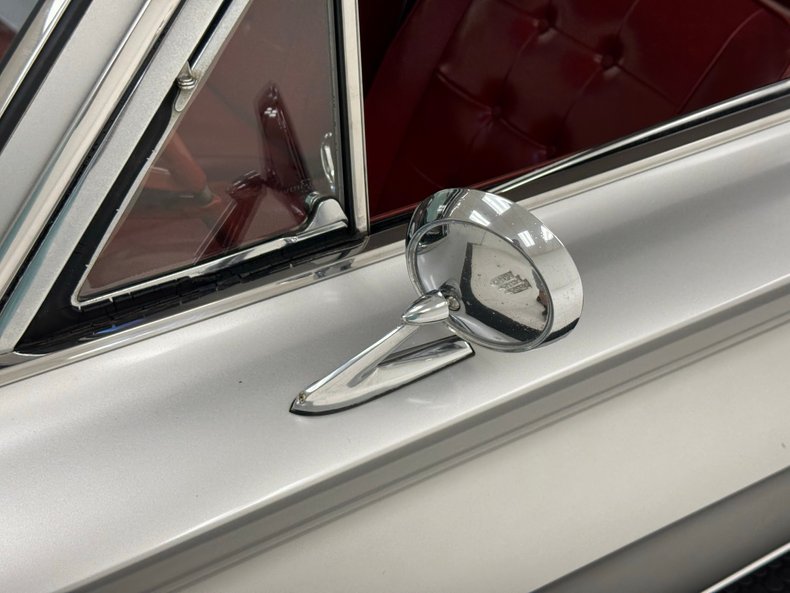Unknown-Skylark-1962-Silver-Cloud-Red-22