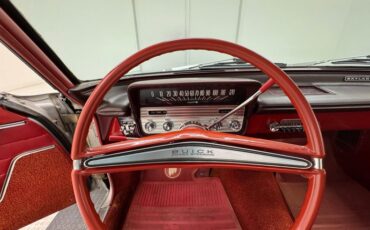 Unknown-Skylark-1962-Silver-Cloud-Red-39