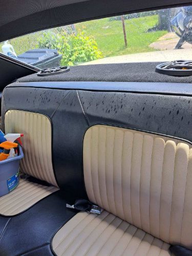 Unknown-Skylark-1964-BlackCream-BlackCream-1
