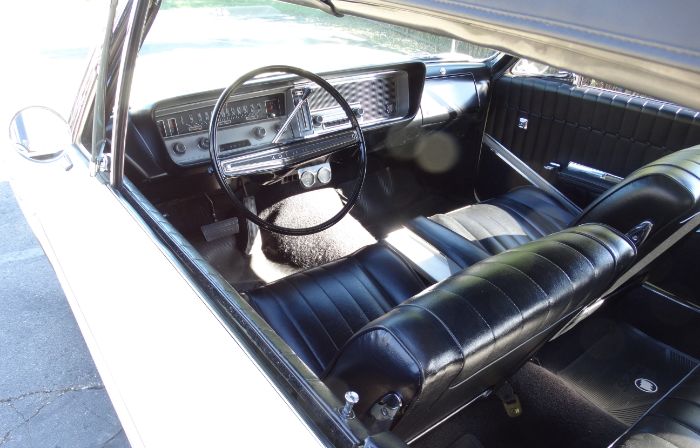 Unknown-Skylark-1964-Sunburst-Yellow-Black-17