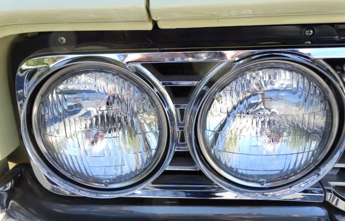 Unknown-Skylark-1964-Sunburst-Yellow-Black-41