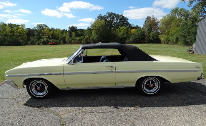 Unknown-Skylark-1964-Sunburst-Yellow-Black-42