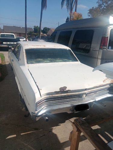 Unknown-Skylark-1965-White-6