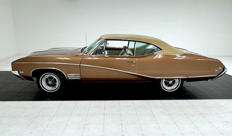 Unknown-Skylark-1968-Burnished-Saddle-Ivory-1