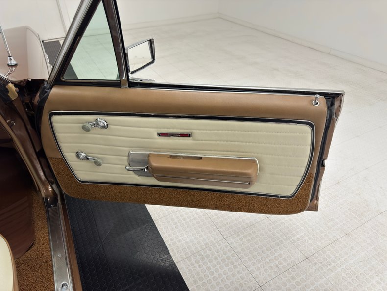 Unknown-Skylark-1968-Burnished-Saddle-Ivory-12