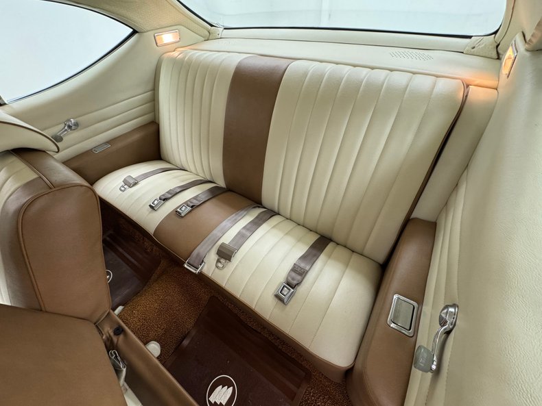 Unknown-Skylark-1968-Burnished-Saddle-Ivory-15
