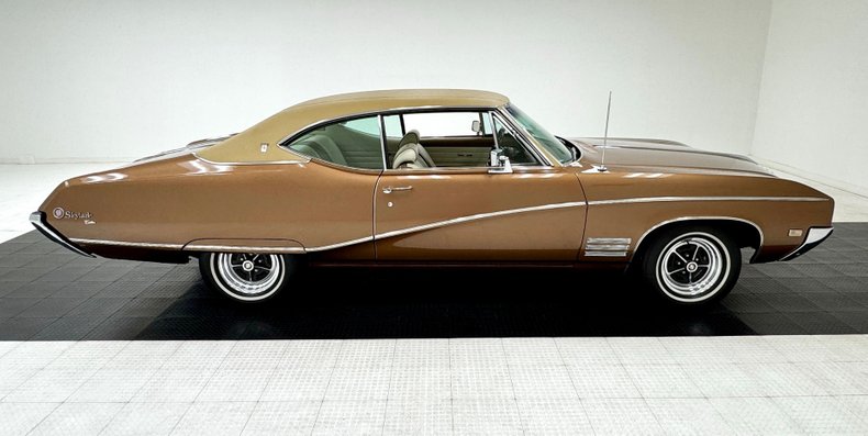 Unknown-Skylark-1968-Burnished-Saddle-Ivory-18