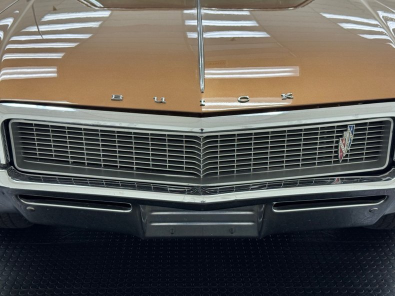 Unknown-Skylark-1968-Burnished-Saddle-Ivory-21