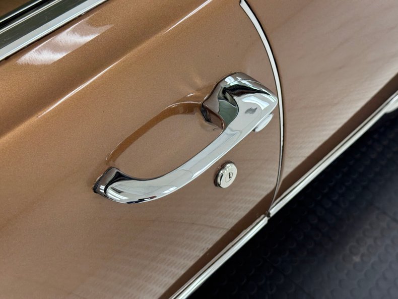 Unknown-Skylark-1968-Burnished-Saddle-Ivory-29