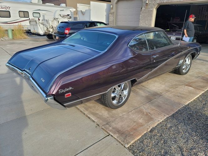Unknown-Skylark-1969-Deep-Plumb-Black