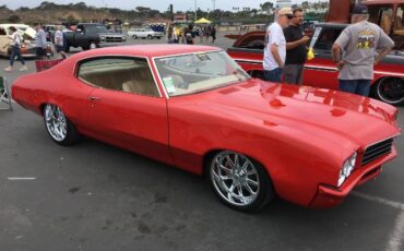 Unknown-Skylark-1971-Red-Tan