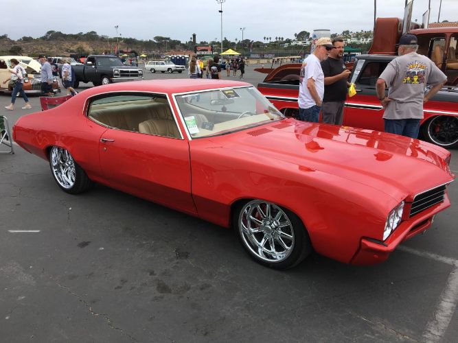 Unknown-Skylark-1971-Red-Tan