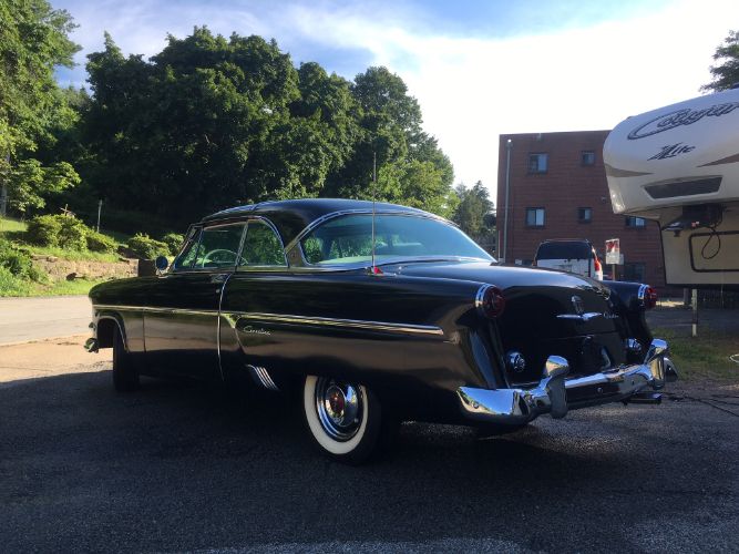 Unknown-Skyliner-1954-Black-White-Blue-2
