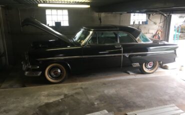 Unknown-Skyliner-1954-Black-White-Blue