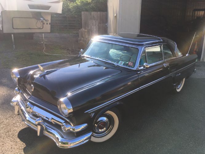 Unknown-Skyliner-1954-Black-White-Blue-5