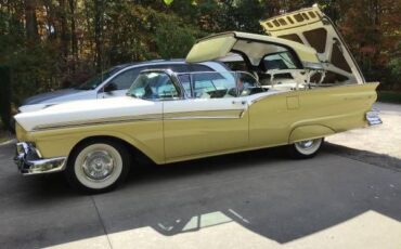 Unknown-Skyliner-1957-Yellow-Black-7