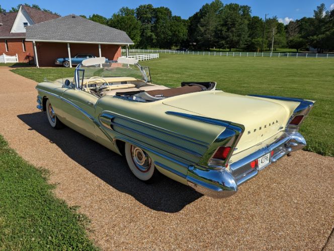 Unknown-Special-1958-YellowWhite-Vinyl-t-YellowWhite-27
