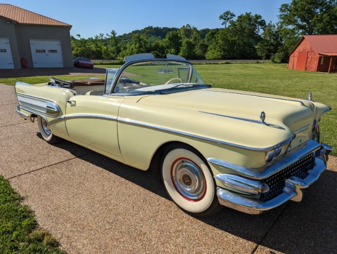 Unknown-Special-1958-YellowWhite-Vinyl-t-YellowWhite-34