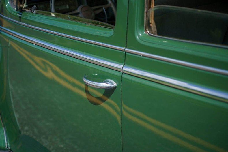Unknown-Special-deluxe-1941-Green-30