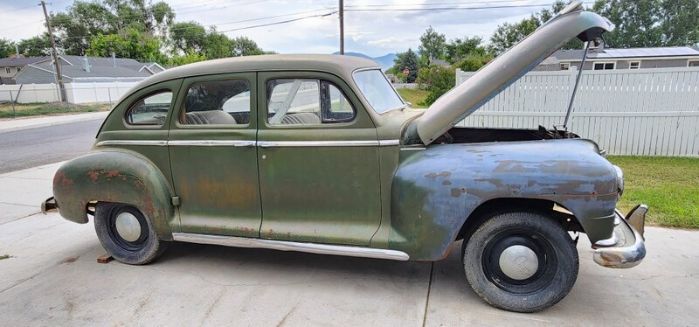 Unknown-Special-deluxe-1947-Green-4