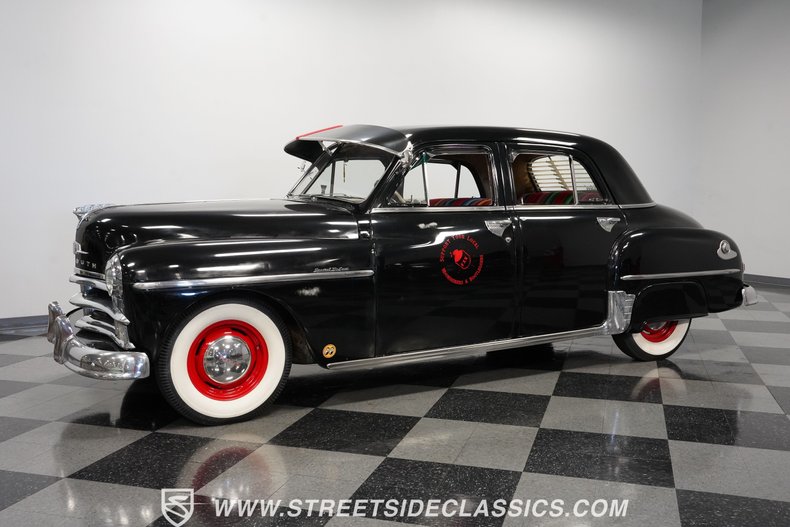 Unknown-Special-deluxe-1950-Black-Beige-16