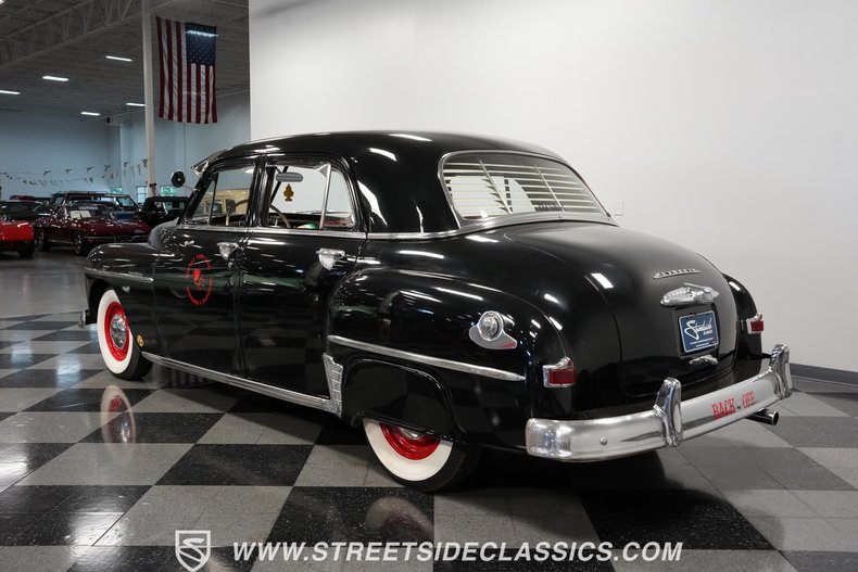 Unknown-Special-deluxe-1950-Black-Beige-19