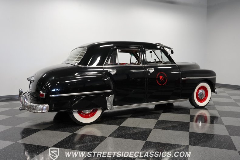 Unknown-Special-deluxe-1950-Black-Beige-24