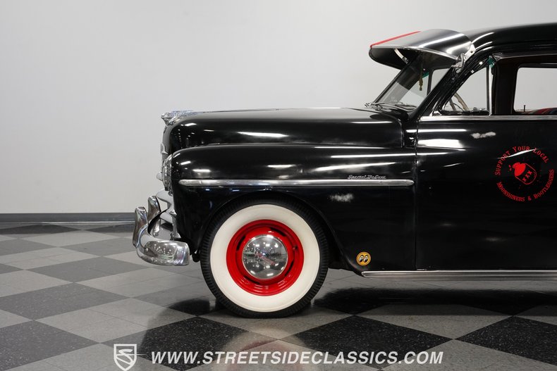 Unknown-Special-deluxe-1950-Black-Beige-34