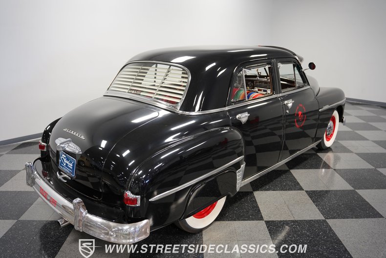 Unknown-Special-deluxe-1950-Black-Beige-38