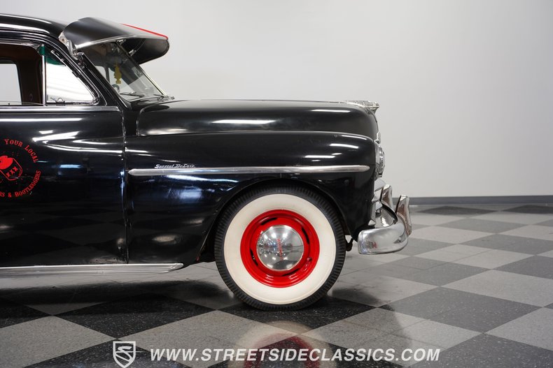 Unknown-Special-deluxe-1950-Black-Beige-4