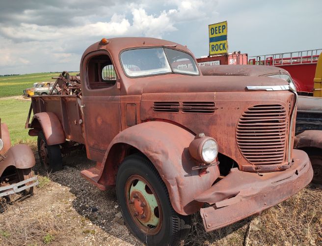 Unknown-Speedwagon-1949-10