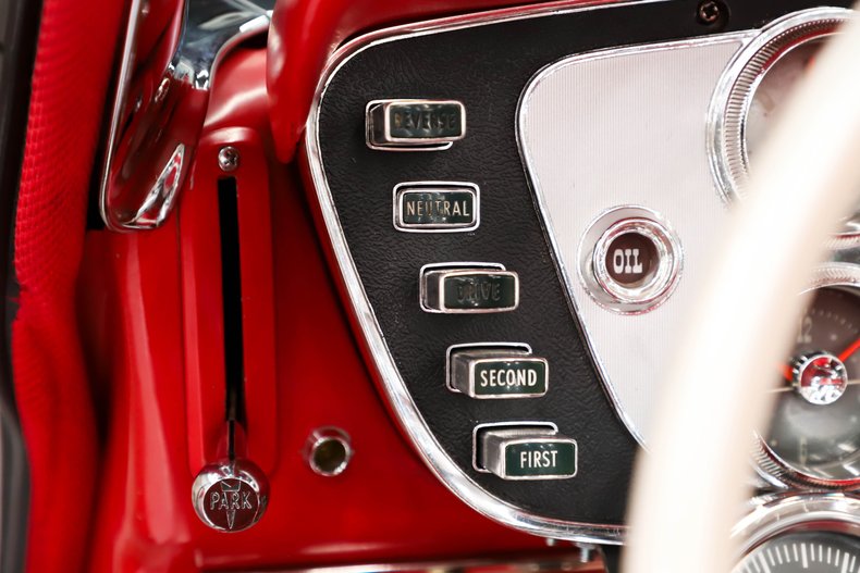 Unknown-Sport-fury-1963-Ermine-White-Red-2