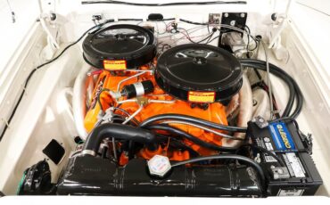 Unknown-Sport-fury-1963-Ermine-White-Red-3