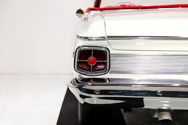 Unknown-Sport-fury-1963-Ermine-White-Red-37